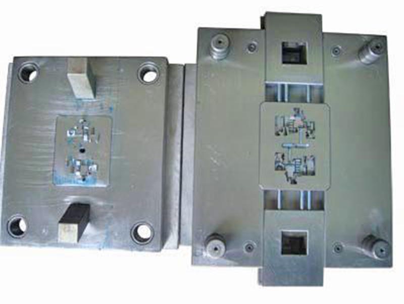 马关精密塑料模-01